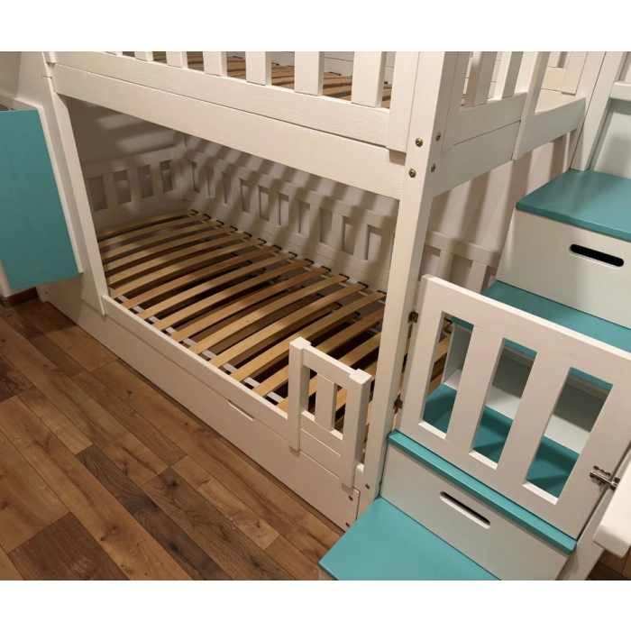 łóżko domek ze schodami i daszkiem polski producent